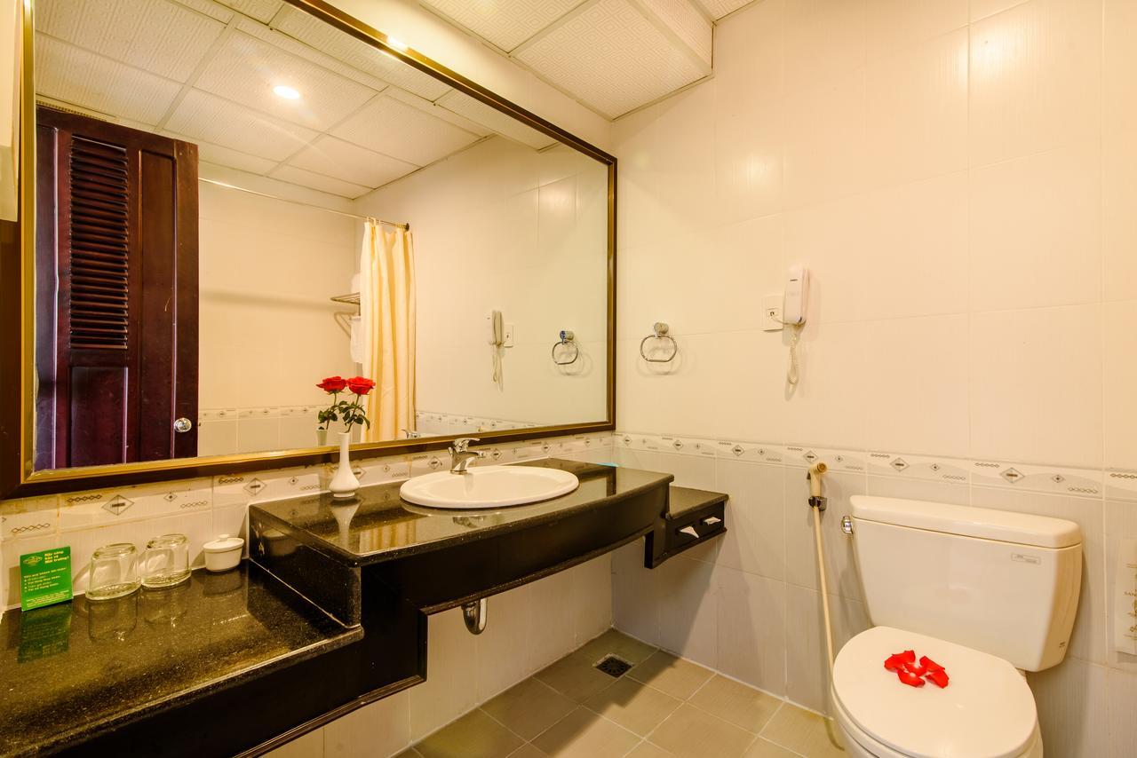 Phòng Deluxe Giường Đôi/2 Giường Đơn Nhìn Ra Vườn